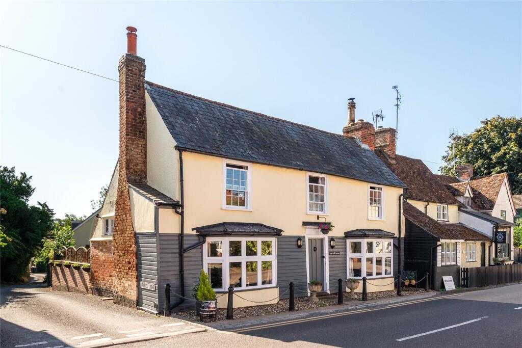 Main image of property: High Street, Walkern, Stevenage, Hertfordshire, SG2
