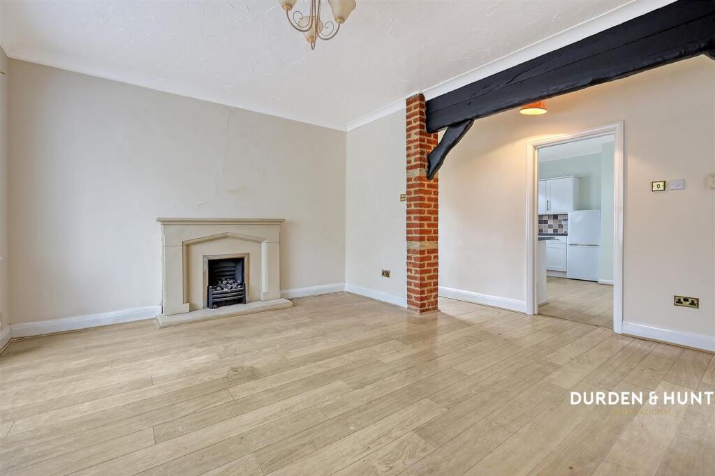 House in Romford - View 4
