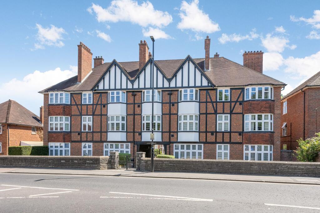 Apartment in Kingston upon Thames