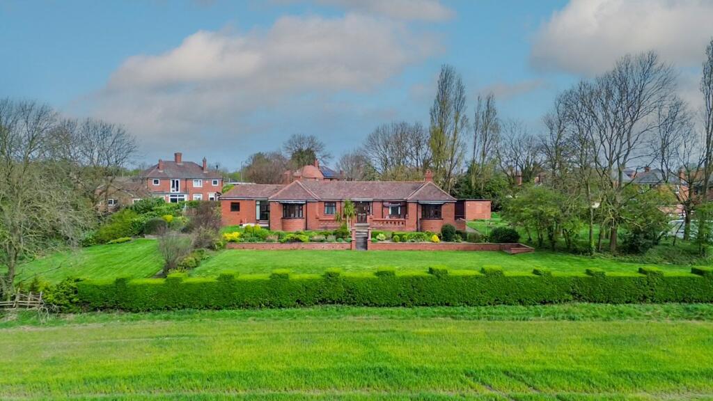 Main image of property: Dodworth Road, Barnsley