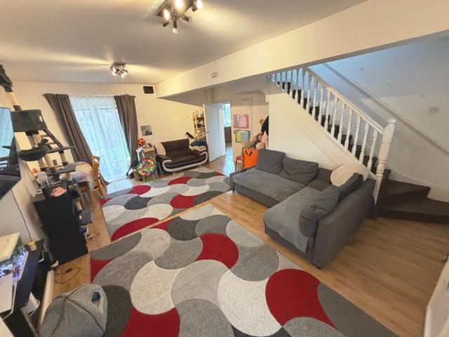 Main image of property: Dagenham Avenue, Dagenham, RM9