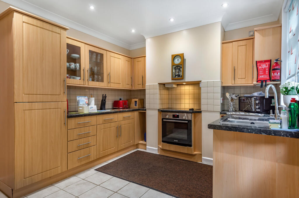 House in Truro - View 5