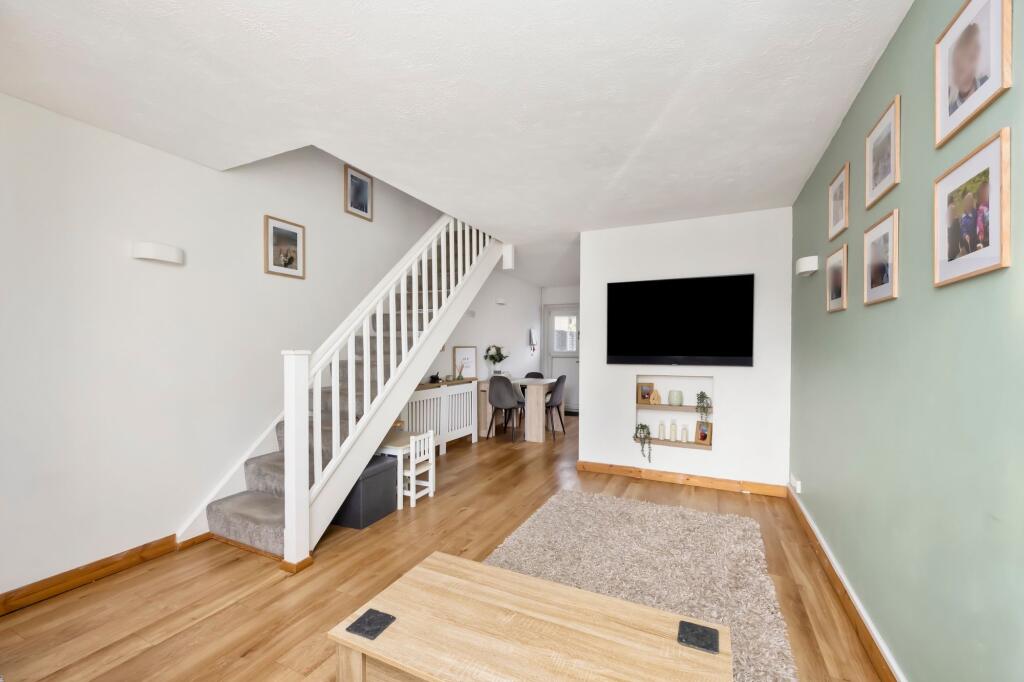 House in Horsham, Broadbridge Heath - View 5