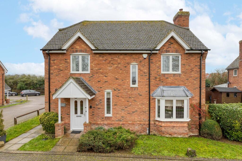 Main image of property: Squires Park, Shefford, SG17