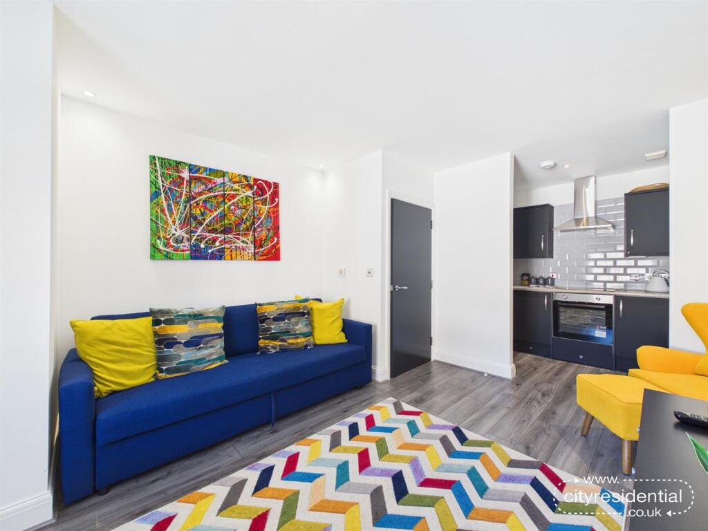 Apartment in Liverpool - View 5