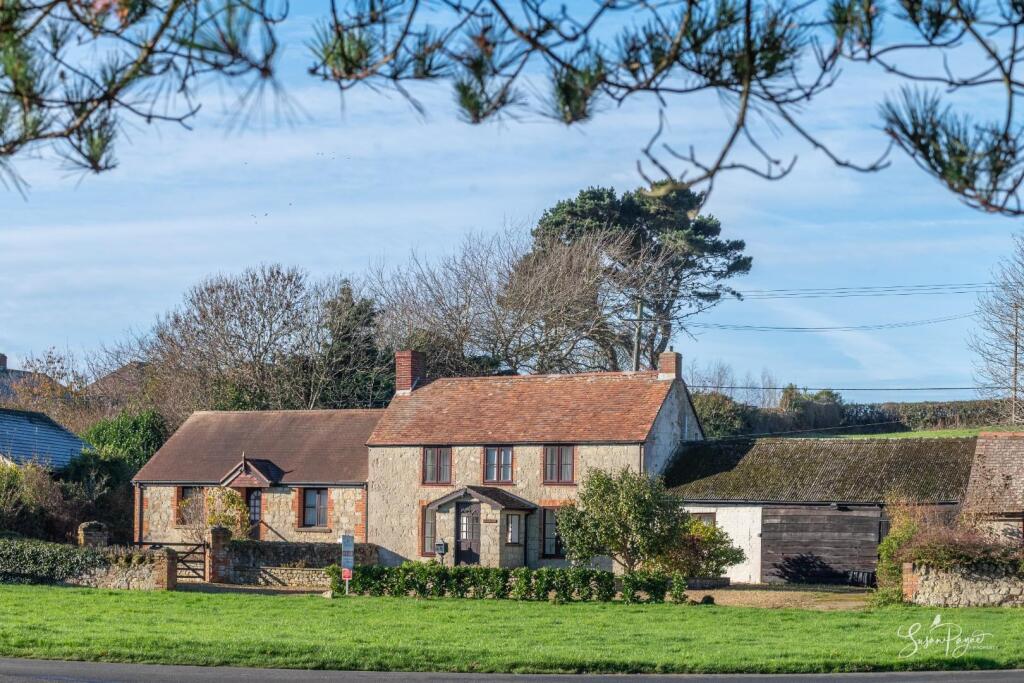 Main image of property: Chale Green, Ventnor