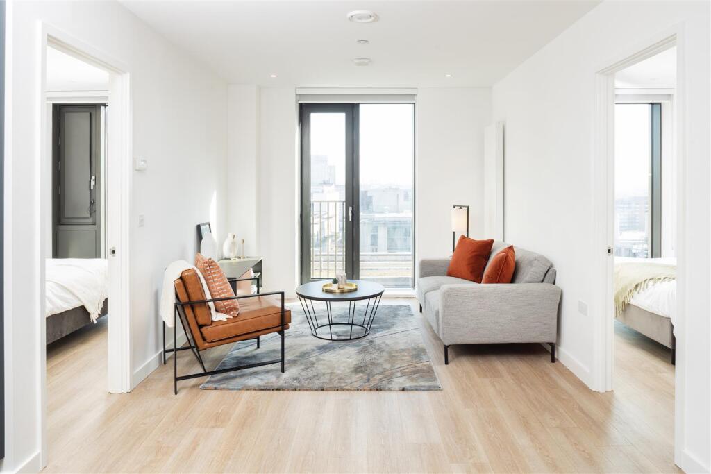 Main image of property: Circle Square, Nobel Way, Manchester, M1