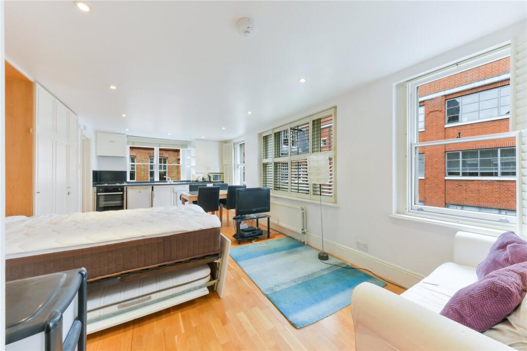 Studio flat for rent