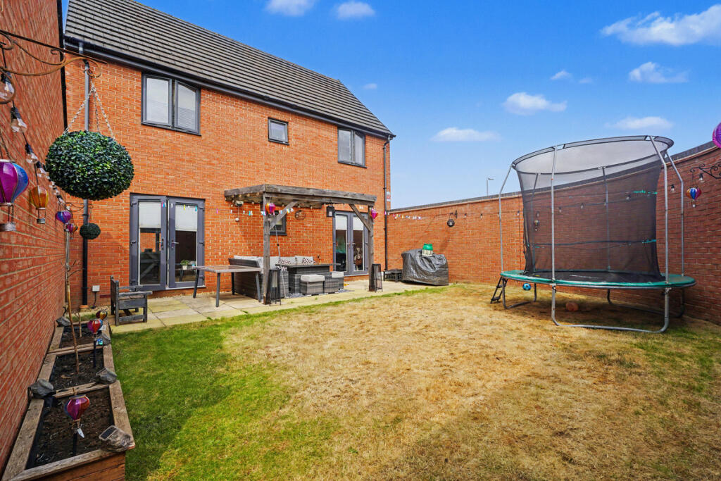 Kensington Close, Kingsthorpe, Northampton, NN2 6NP - View 4