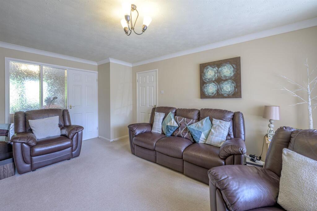 House in Dudley, Kingswinford - View 5