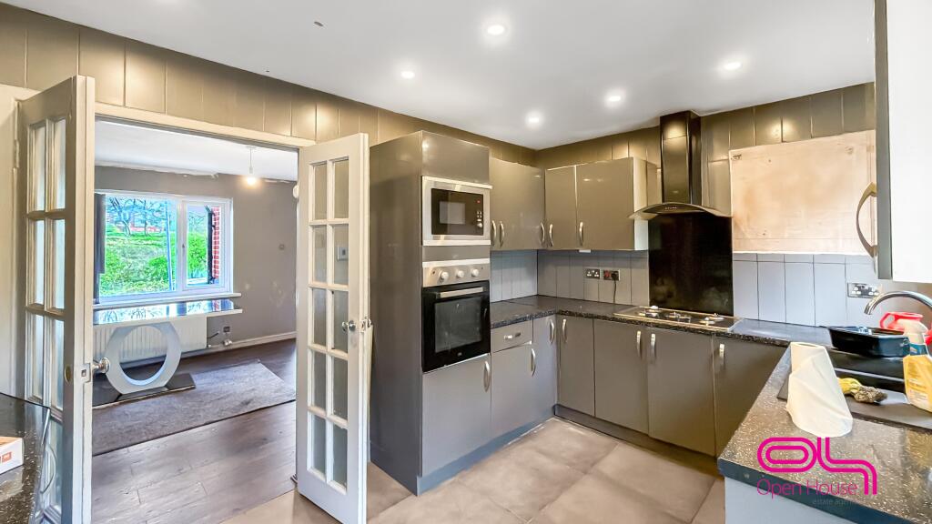 House in Bolton, Greater Manchester - View 4