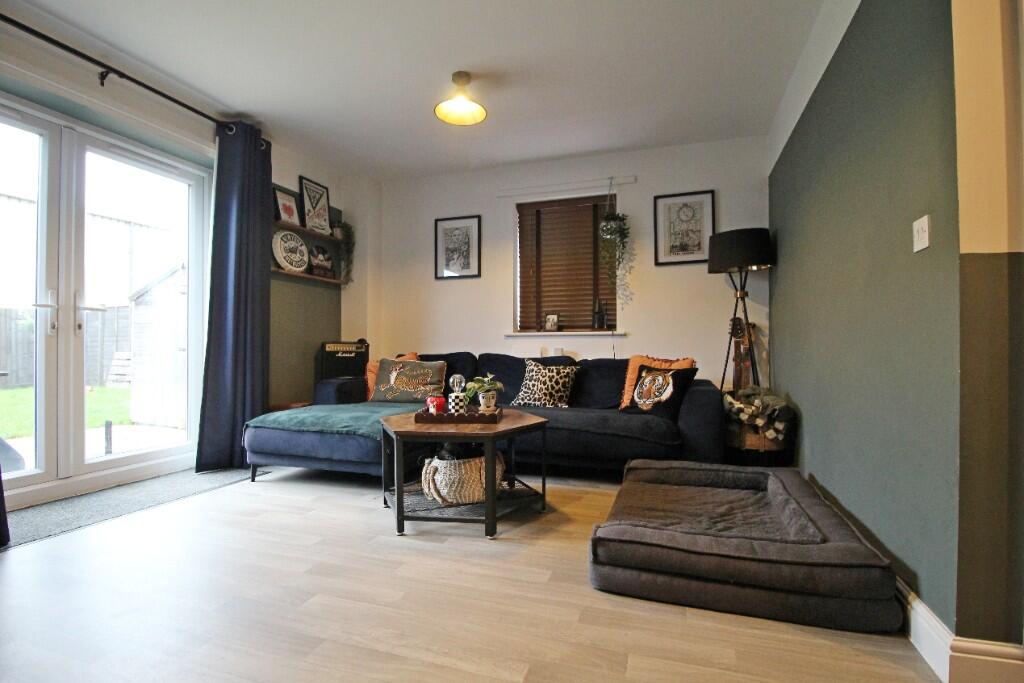 Harrier Way, Market Deeping, PE6 photo 4