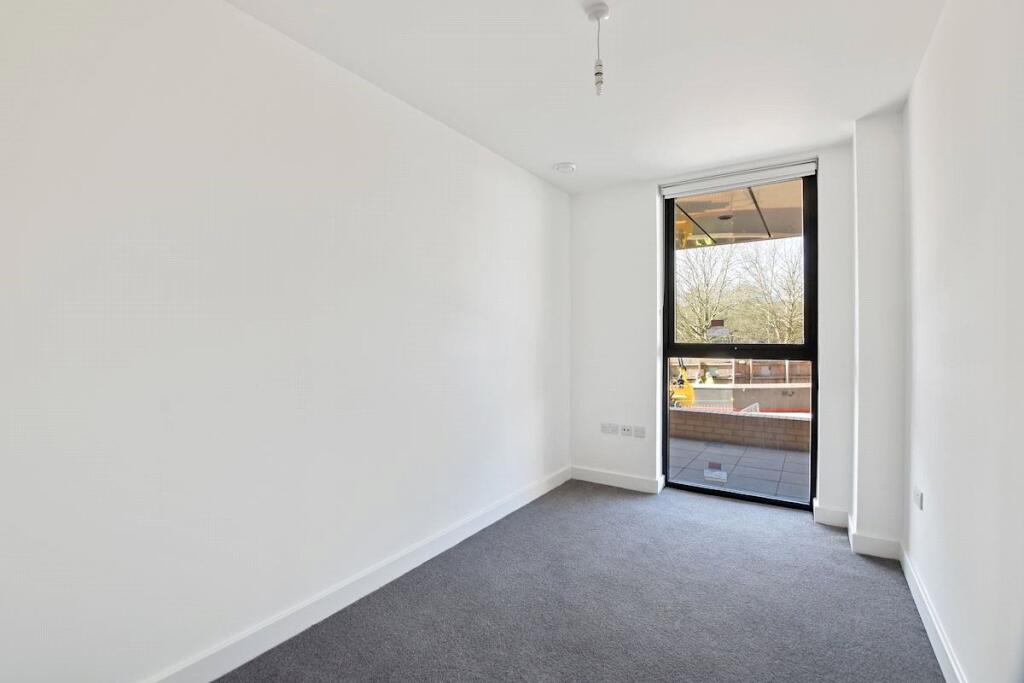 Apartment in Chelmsford - More