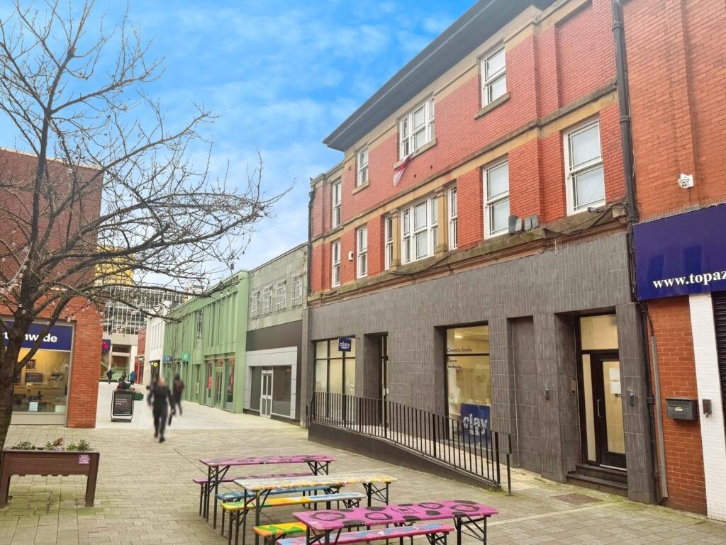 Main image of property: King Street, Stretford, Manchester, Greater Manchester, M32