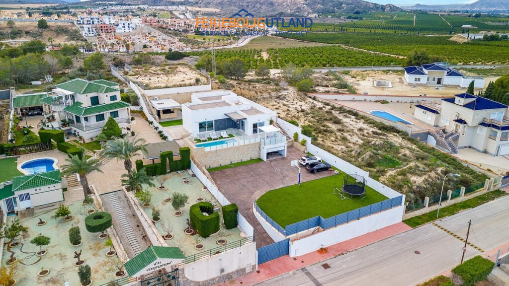 Main image of property: Valencia, Alicante, Alicante