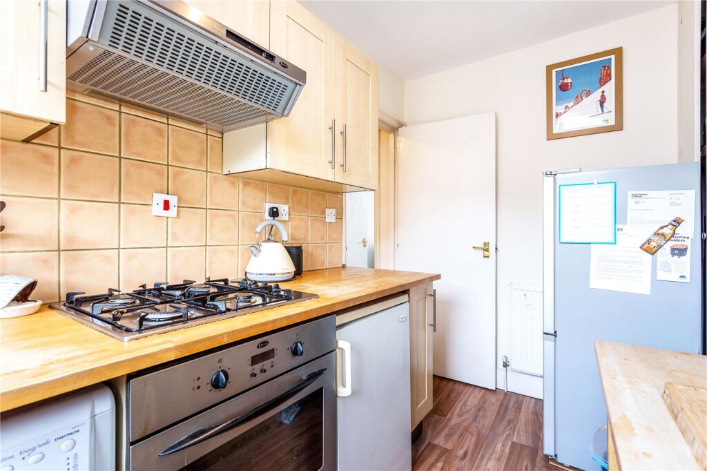 Apartment in London - More