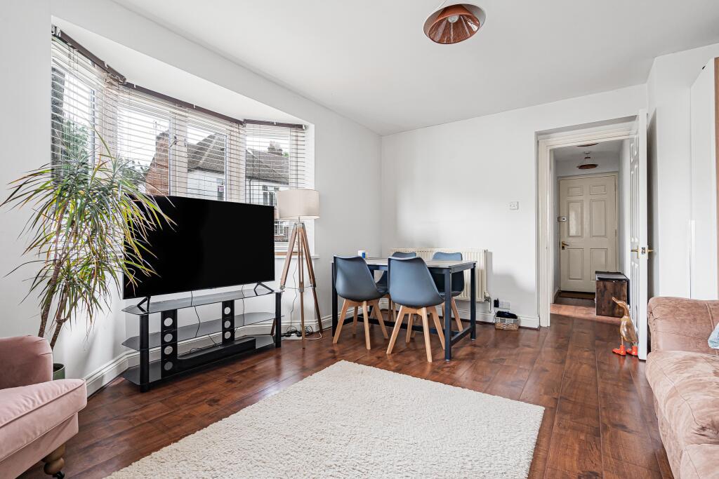St. Georges Court, St Albans, AL1 – další