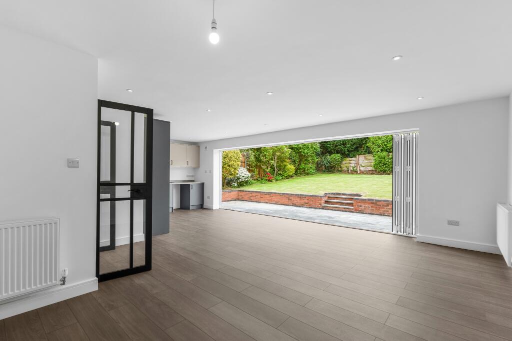 Shepherds Pool Road, Four Oaks, Sutton Coldfield, B75 photo 3