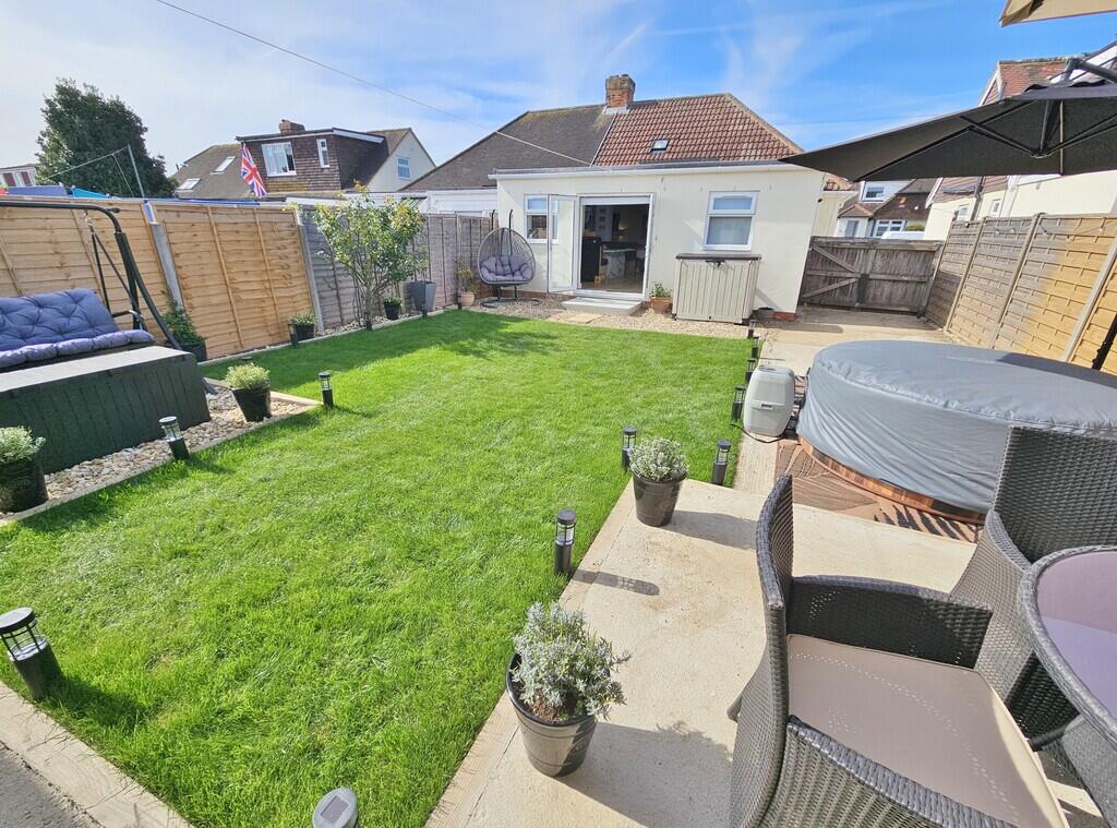 House in Portsmouth - View 3