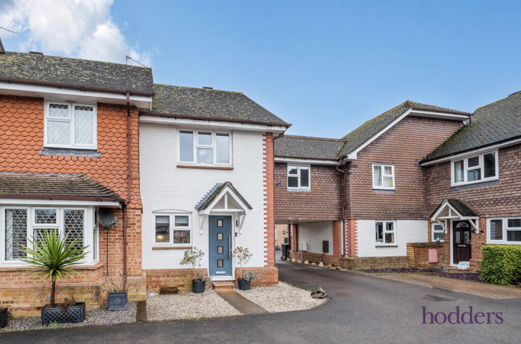 3-bed terraced on Ottershaw, Surrey, KT16, £450,000