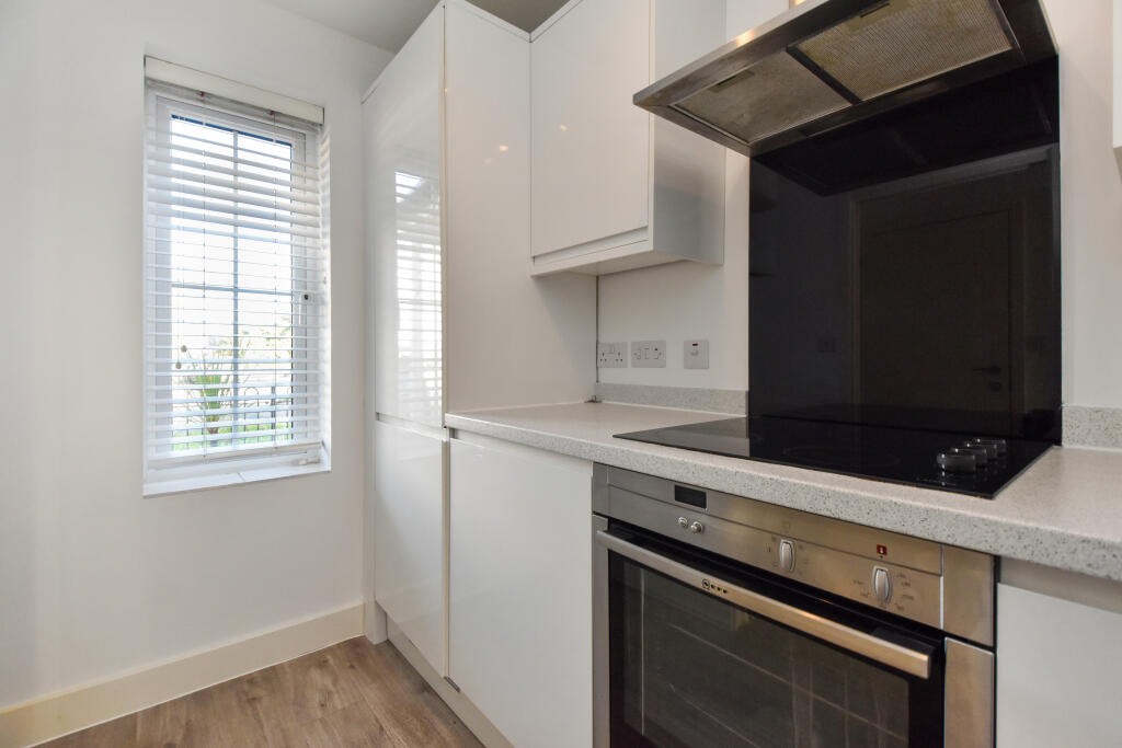 House in Mid Devon, Cullompton - View 5