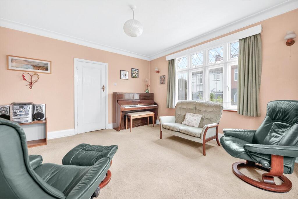 House in Brentford, Spring Grove - View 5