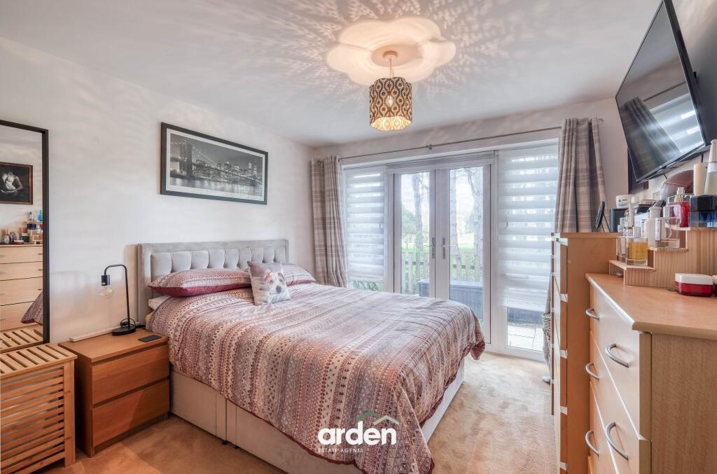 Apartment in Birmingham, Kineton Green - View 5