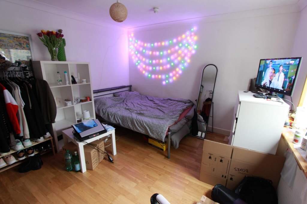 Main image of property: Goldings Crescent, Hatfield, AL10