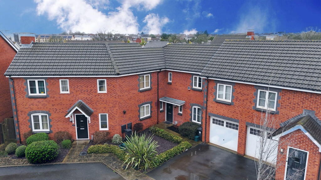 Main image of property: Harding Road, Stoke Gifford, Bristol, BS34 8AP