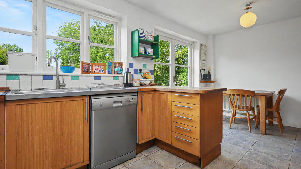 House in Taunton, Somerset - View 3