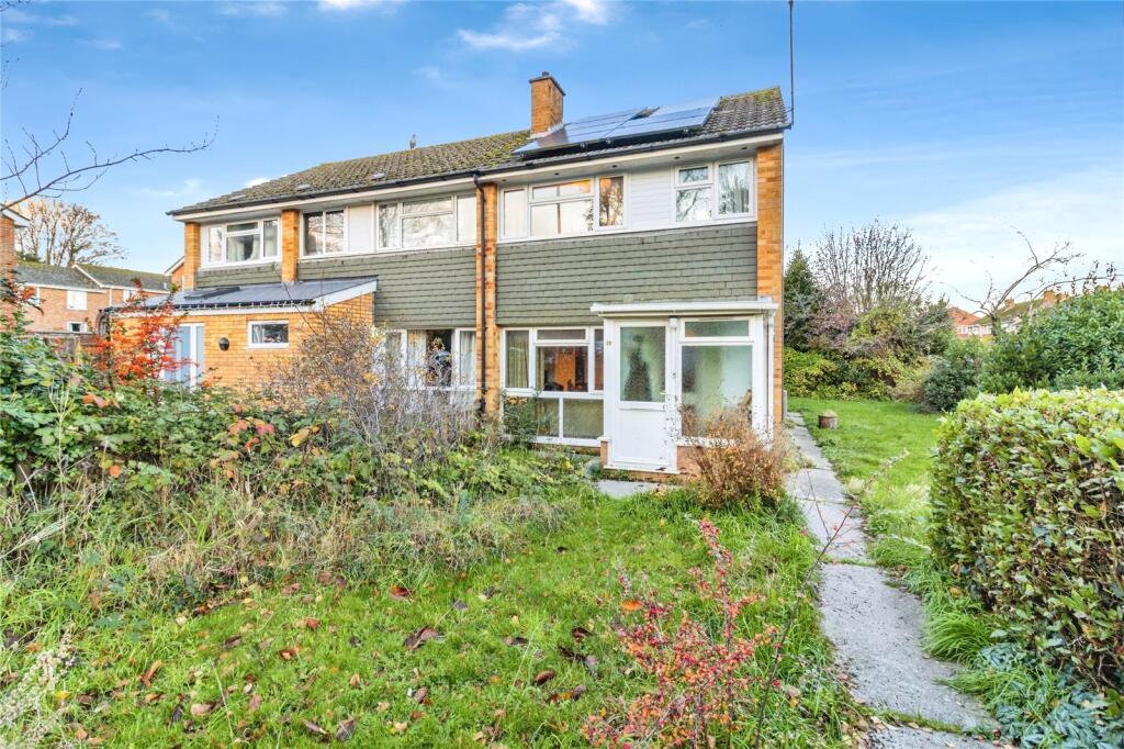 Main image of property: Elm Grove Road, Dawlish, Devon, EX7