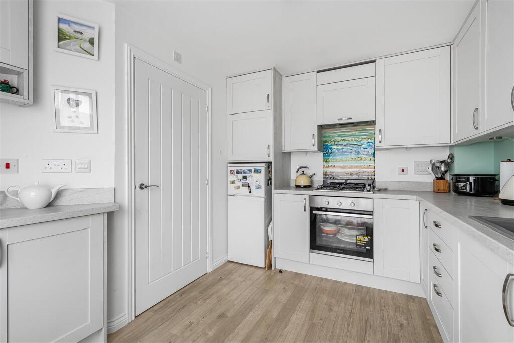 House in Wadebridge, Gonvena - View 3
