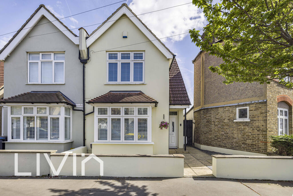 Main image of property: Woodside Court Road, Addiscombe