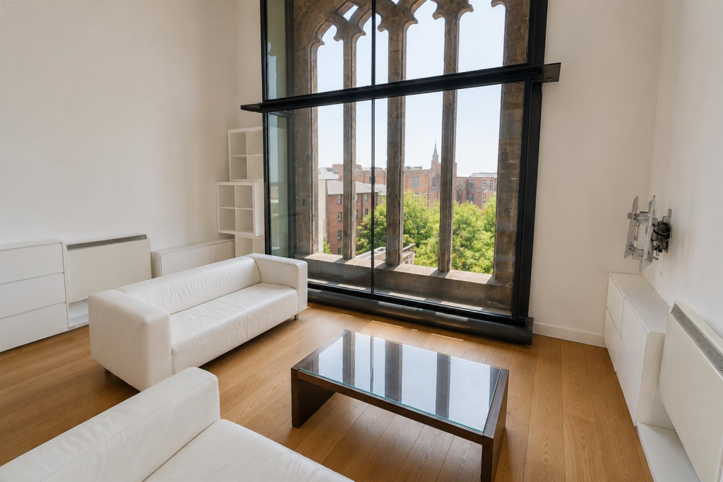 Apartment in Liverpool - View 3