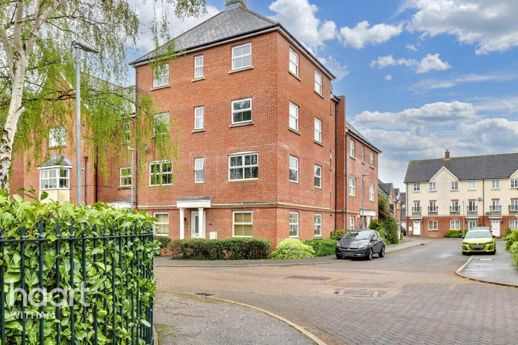 Tucker Drive, Witham photo 2