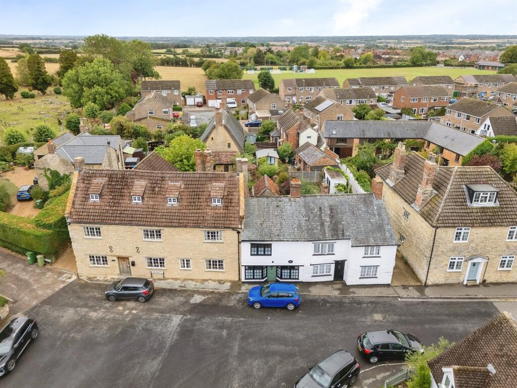 House in Milton Keynes - View 5