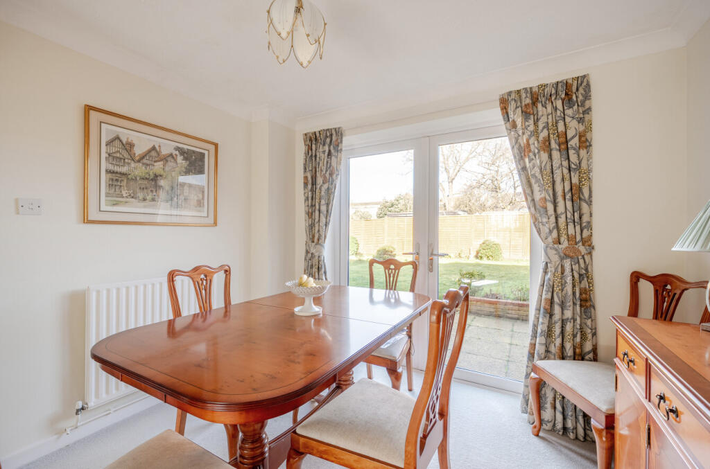 Templecombe Road, Bishopstoke, Eastleigh, Hampshire, SO50 photo 4