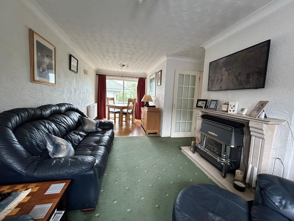 Kelvin Close, SO45 photo 3