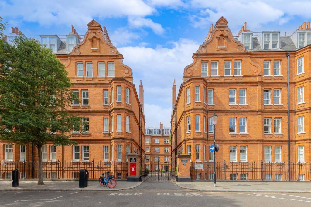 Main image of property: Park Walk, Chelsea