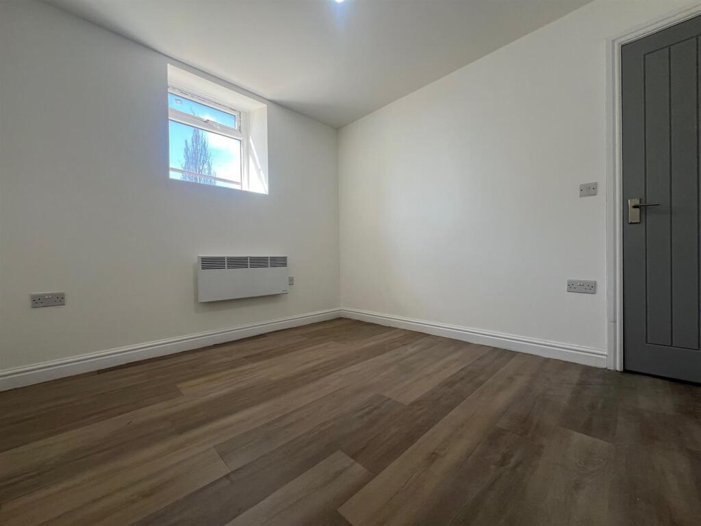 Additional image 25 of Eanam, Blackburn