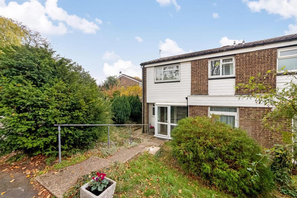 Main image of property: Gibsons Hill, Norbury, London, SW16