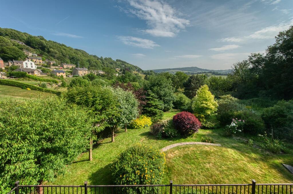 High Tor Road, Matlock photo 2