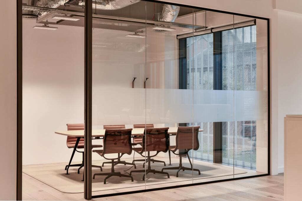 58 Farringdon Road 11.jpg