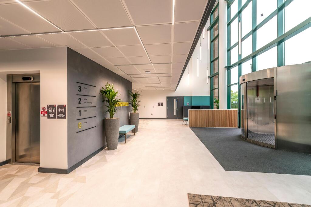Pheonix House 007.jpg