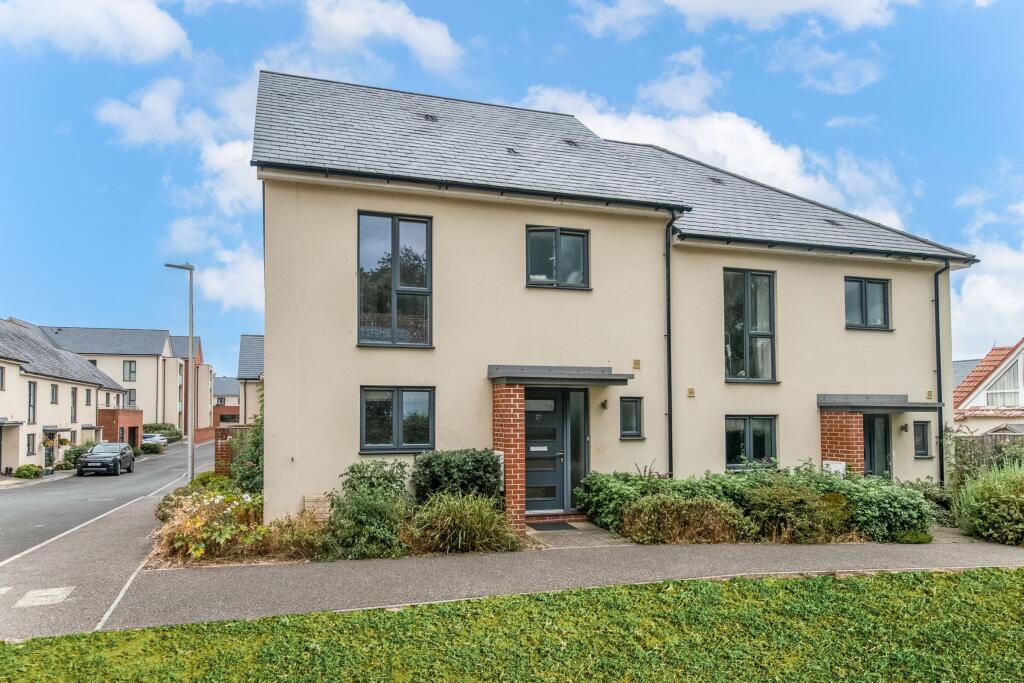 Main image of property: Cobley Court, Exeter EX4 8GB