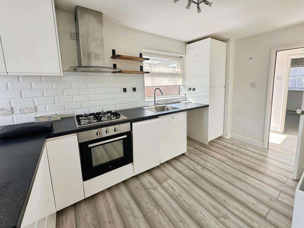 House in Ashfield, Sutton in Ashfield, Nottinghamshire - More