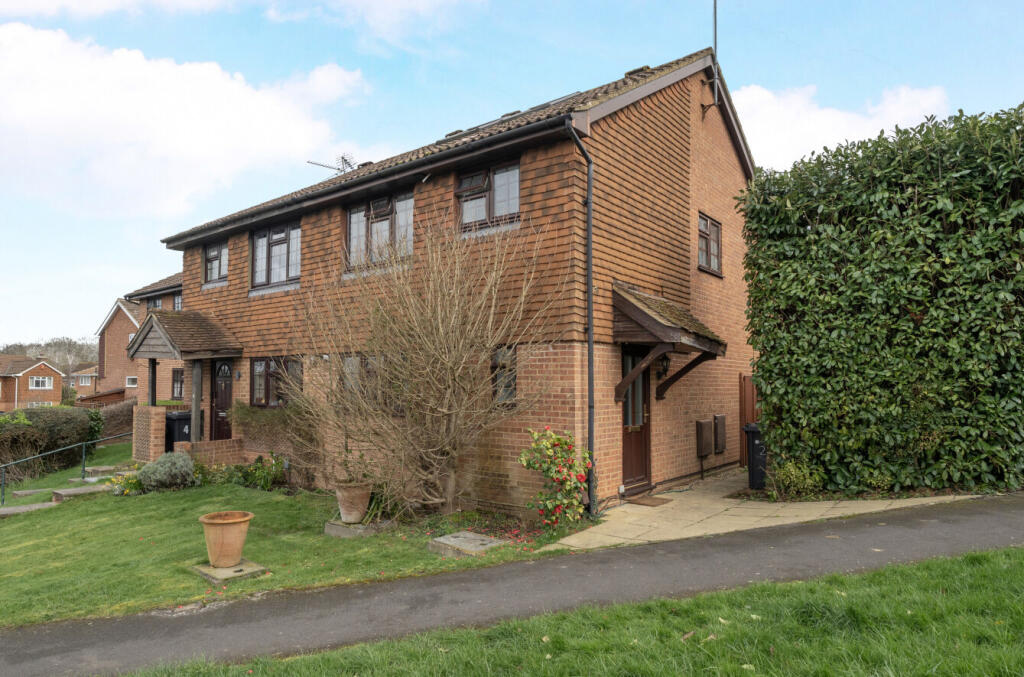 Main image of property: Foxglove Gardens, Guildford, Surrey, GU4