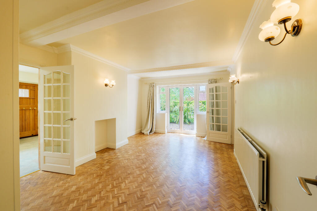 House in North Norfolk, Holt - View 3