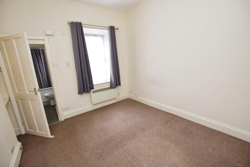 39 New North Road photo 4