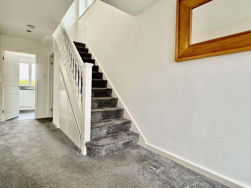 Tabley Close, Knutsford, Cheshire, WA16 photo 2